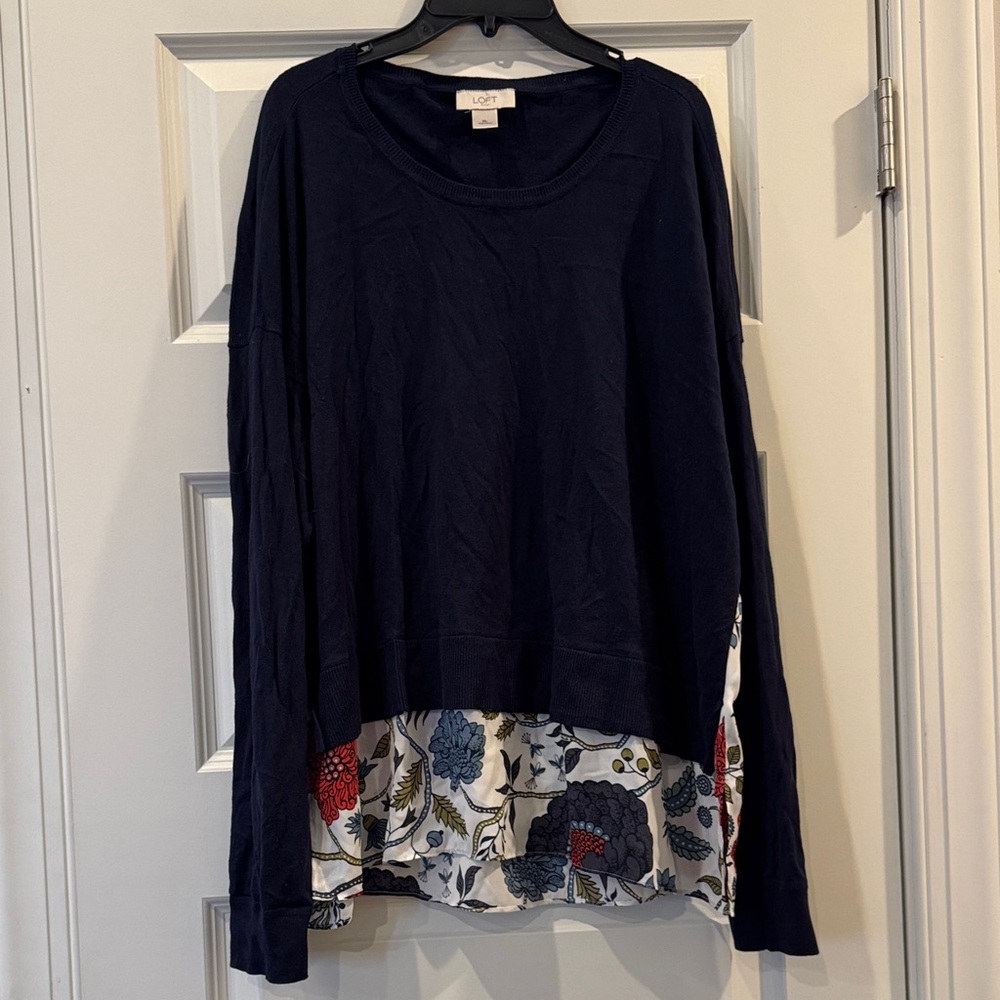LOFT Navy and Floral Women's Sweatshirt